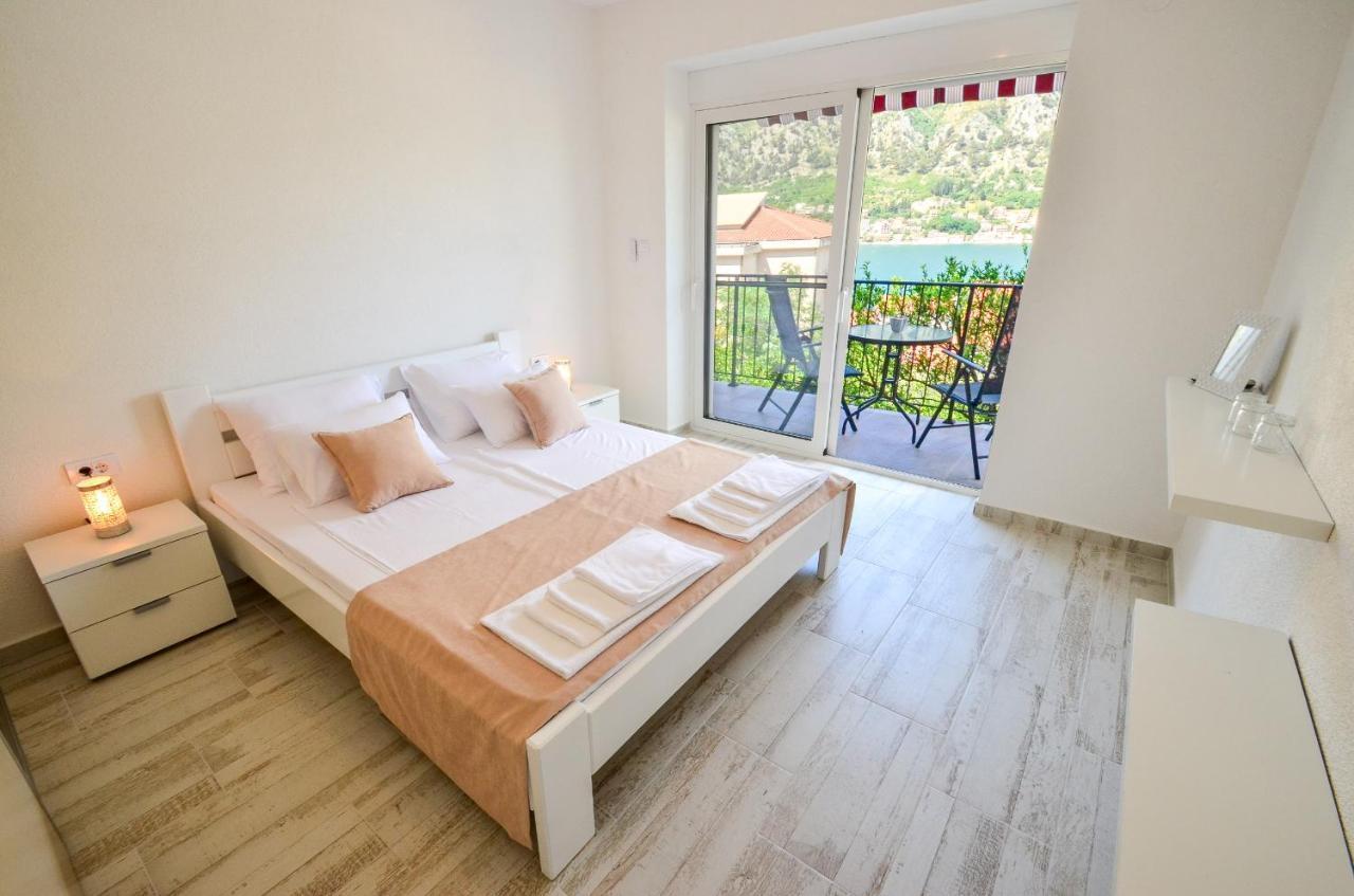 Bay View Apartments Котор Екстериор снимка