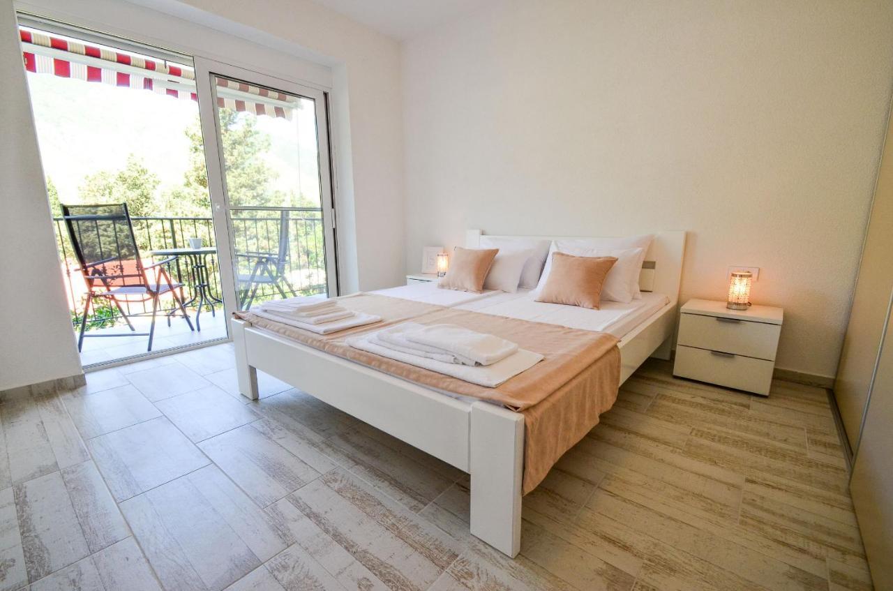 Bay View Apartments Котор Екстериор снимка
